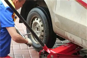 万宁附近拖车24小时服务热线电话
